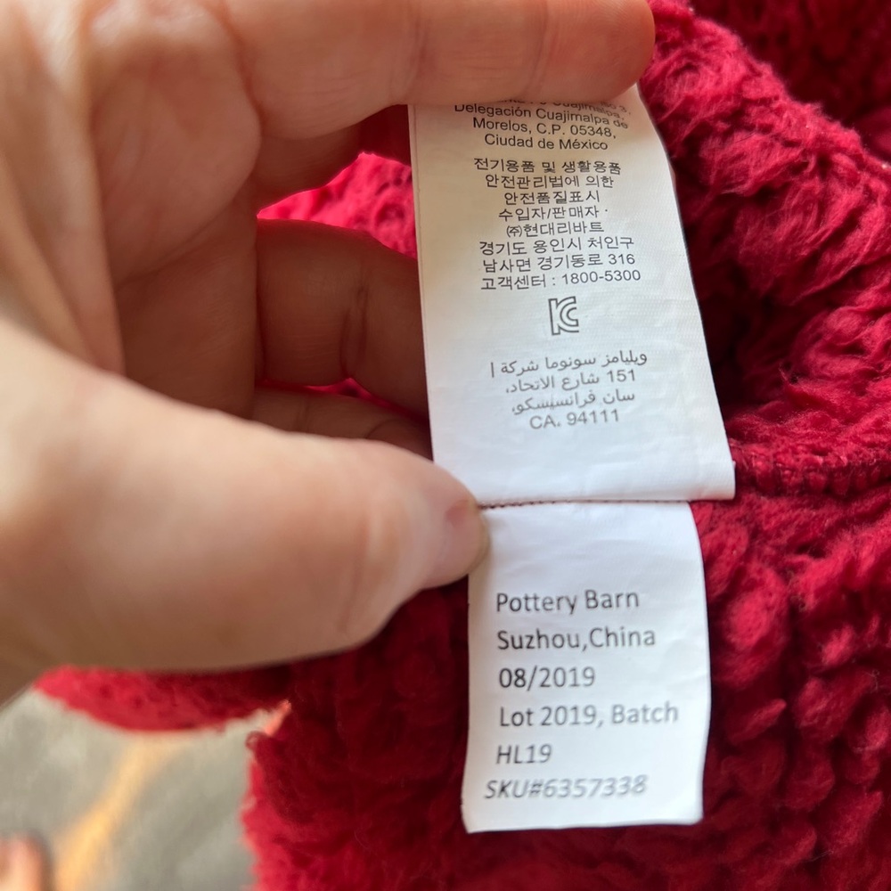 Pottery Barn Robe- Red - Picture 3 of 4